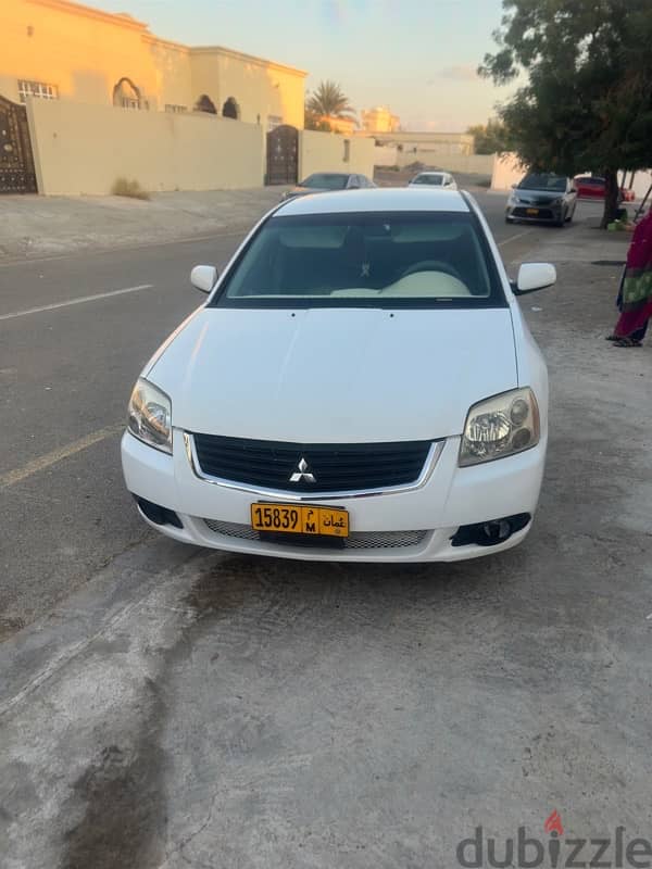 Mitsubishi Galant 2013 0