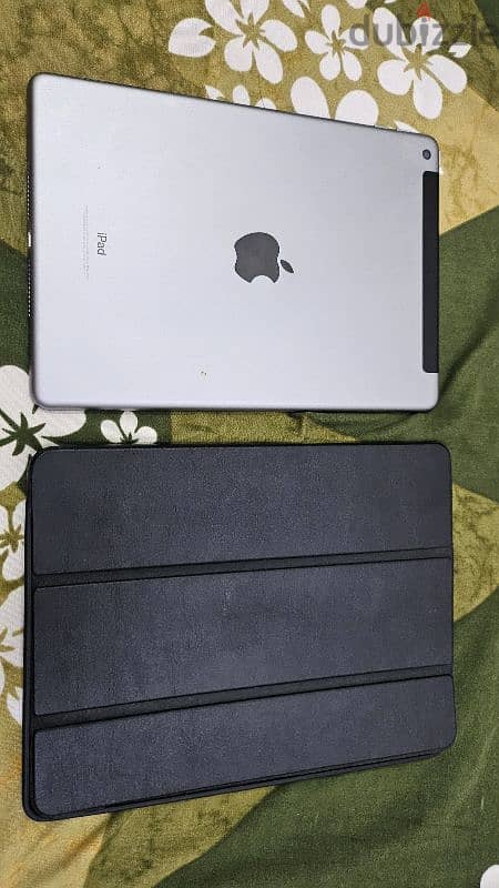 I Pad5th Gen 128 GB 1