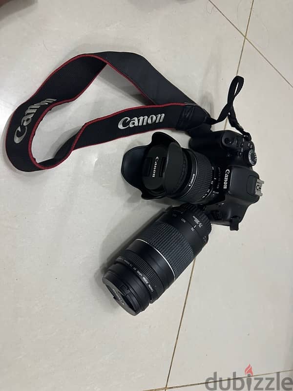 Canon 600D DSRL camera with two lenses 1