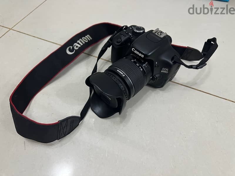 Canon 600D DSRL camera with two lenses 3