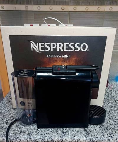 Coffee Machine Nespresso Essenza