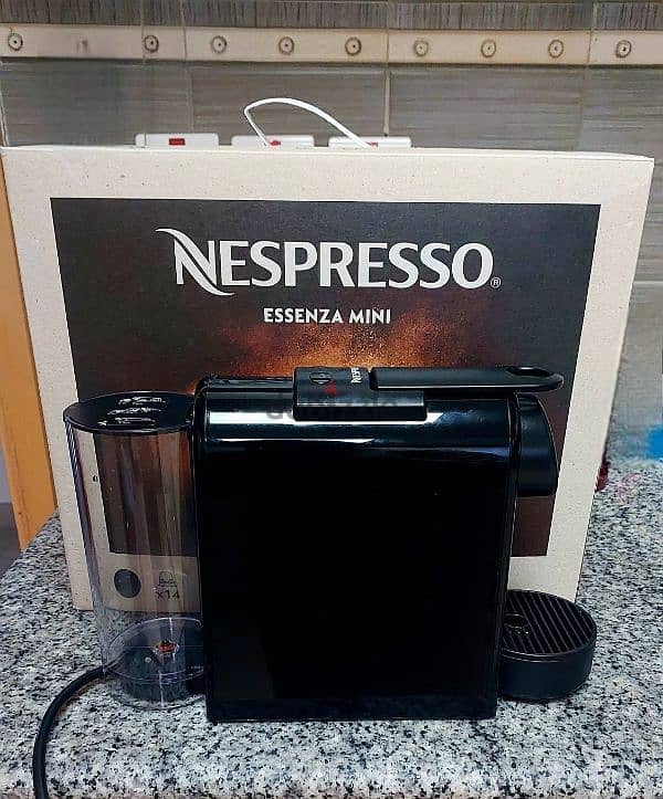 Coffee Machine Nespresso Essenza 0