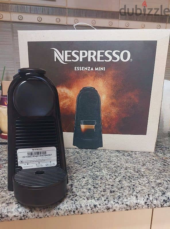 Coffee Machine Nespresso Essenza 1