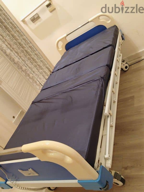 Electric medical bed 2