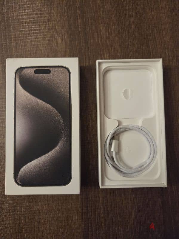 iPhone 15 Pro 256GB Gray 6