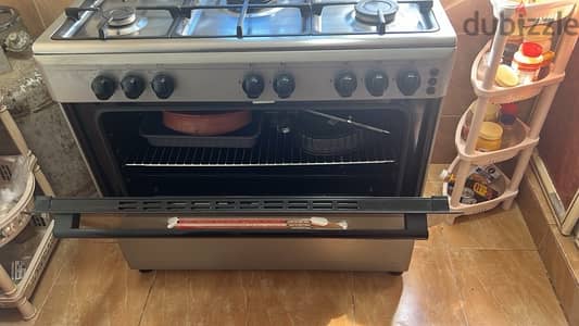 cooking range very new condition 1 year used only