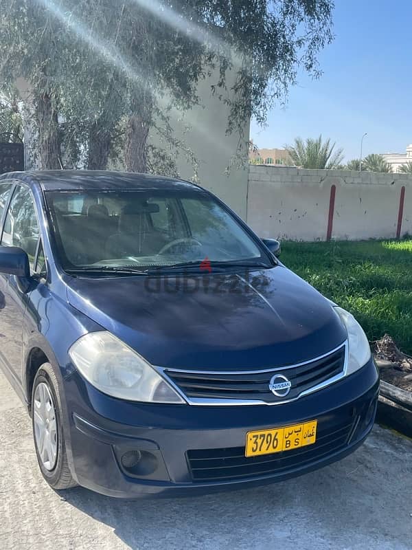 Nissan Tiida 2013 0