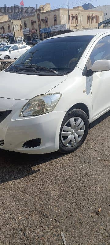 Toyota Yaris 2012 Engine 1.3 Automatic Monthly rent 120