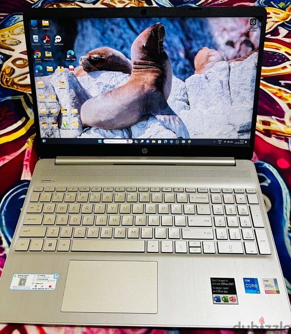 excellent condition  hp laptop 0