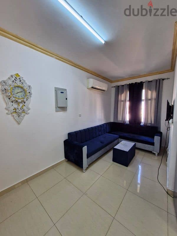 1BHK Alkhuwair33 including شقه غرفه وصاله الخوير33 شامل 4