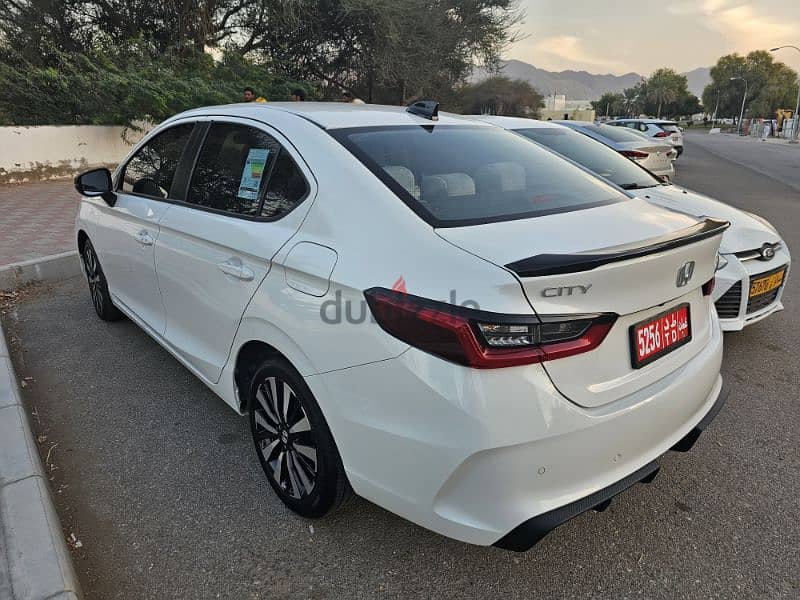 rent a car muscat  honda city   تأجير سيارات 5