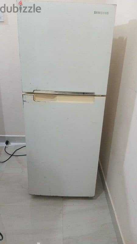 for. sale. fridge. 0