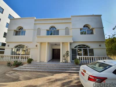 Beautiful villa Qurum swimming pool garden walking distance to beach