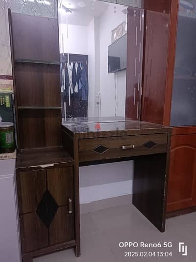 Dressing table for sale