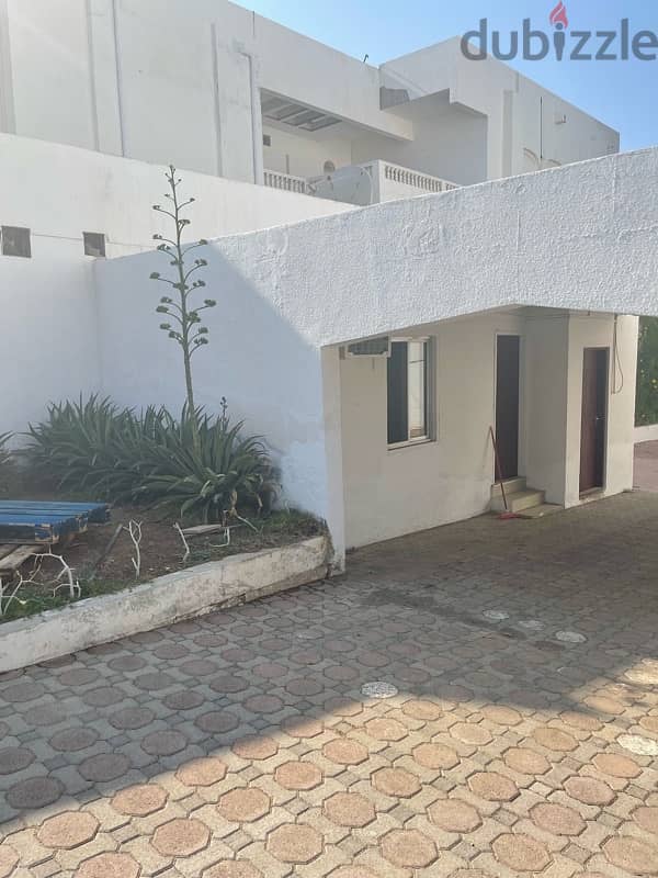 Very very spacious Villa in Qurum 3