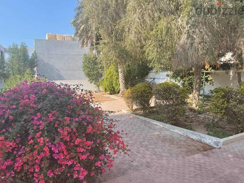 Very very spacious Villa in Qurum 5