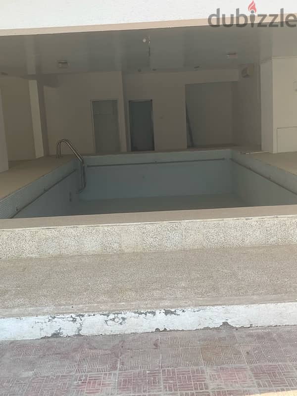 Very very spacious Villa in Qurum 6