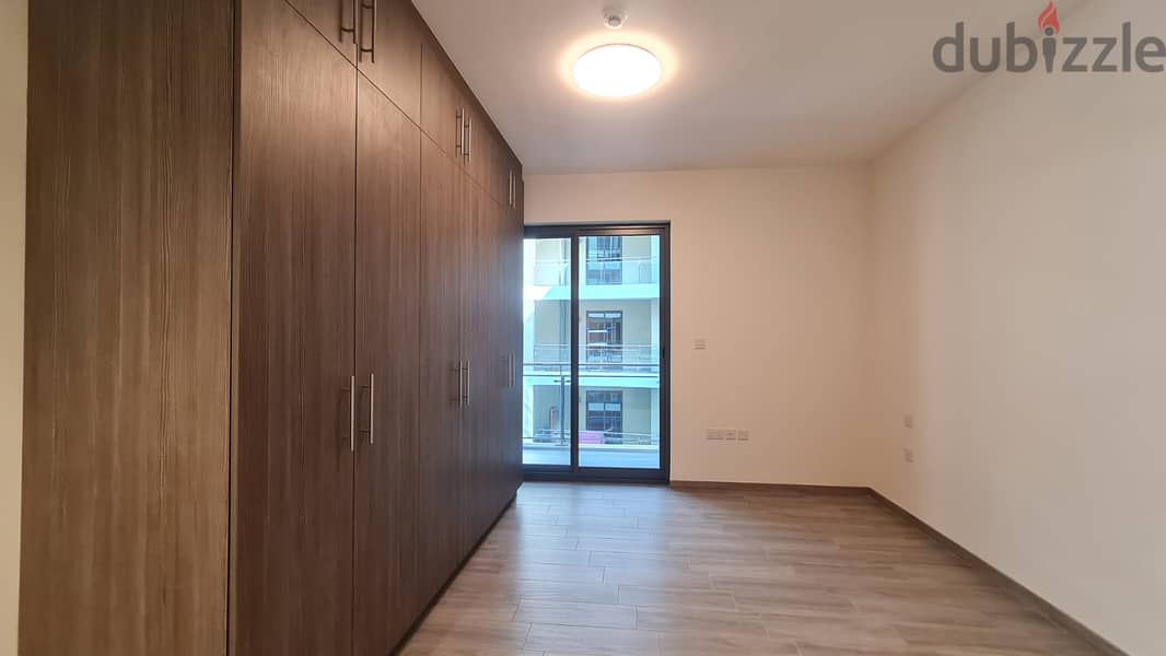 1 BR Spacious Apartment in BLV Tower, Muscat Hills 8