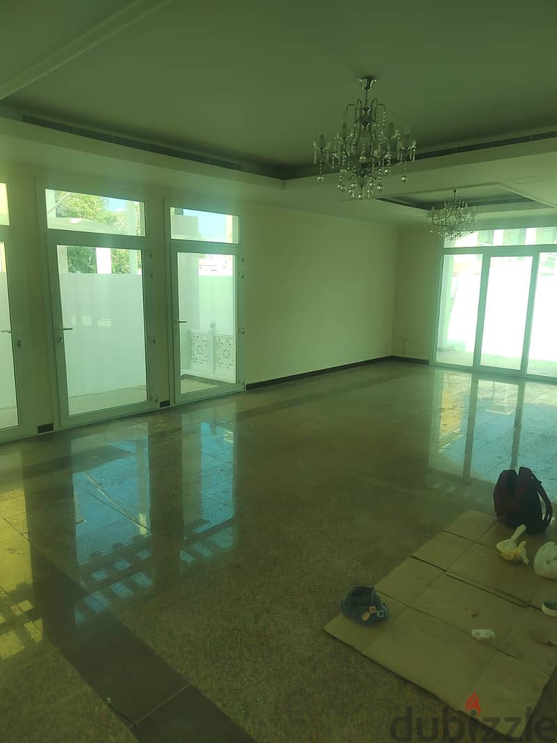 Villa For Rent 6BHK - Madinat Al Allam 3