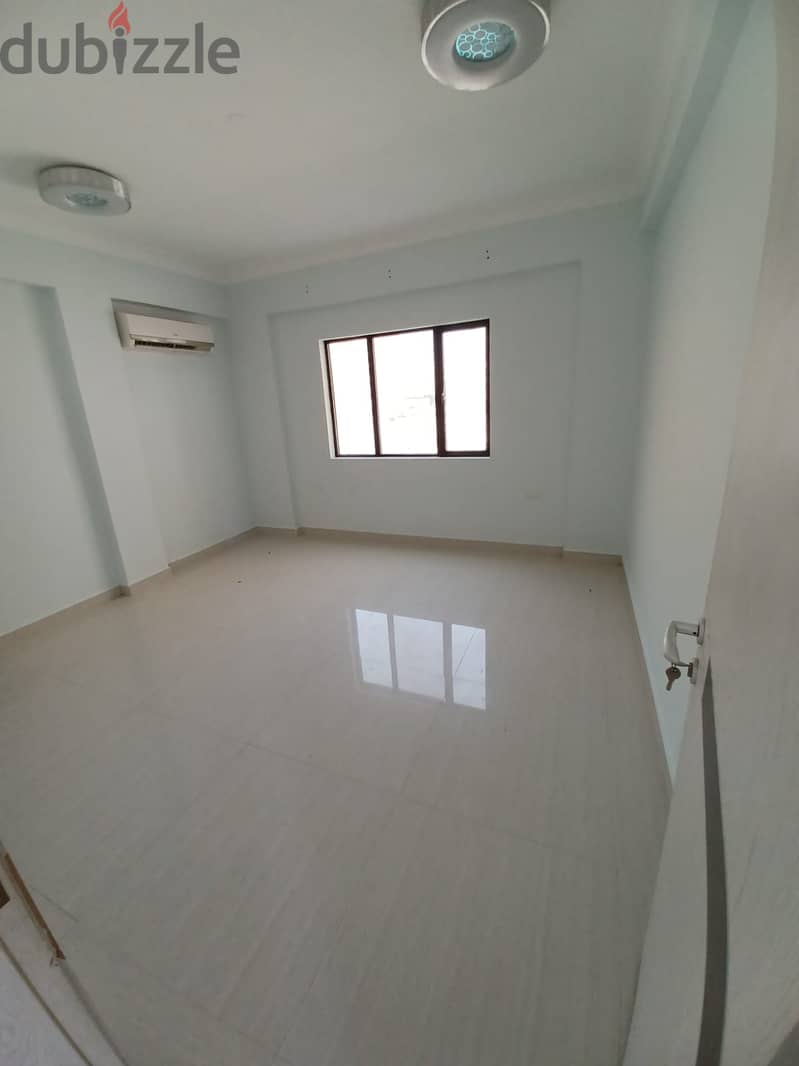 APARTMENT FOR RENT NEAR MALL OF MUSCAT/شقة للإيجار بالقرب من مول مسقط 2