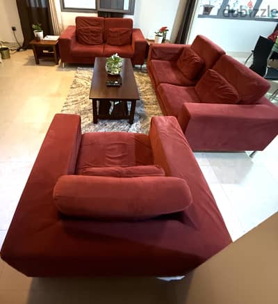 Used 6-Seater Sofa Set with 2 Side Tables & Coffee Table.