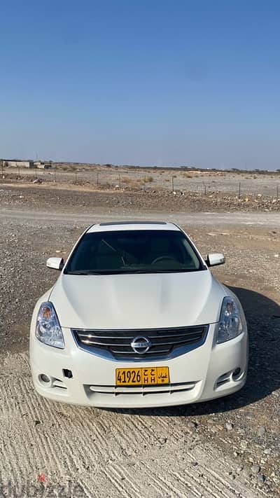 Nissan Altima 2012