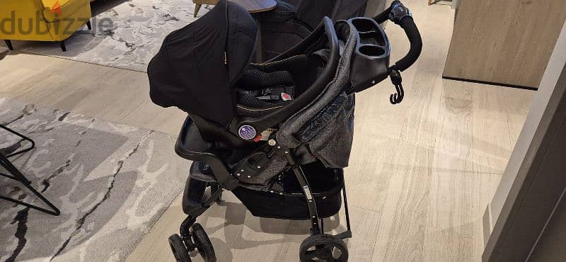 stroller with carseat 1