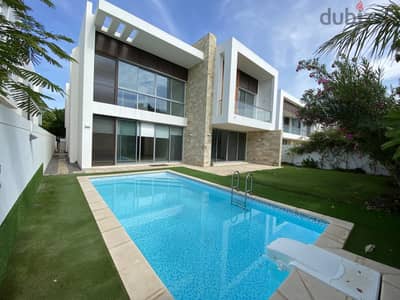 5 Bedroom Villa for Rent in Al Mouj