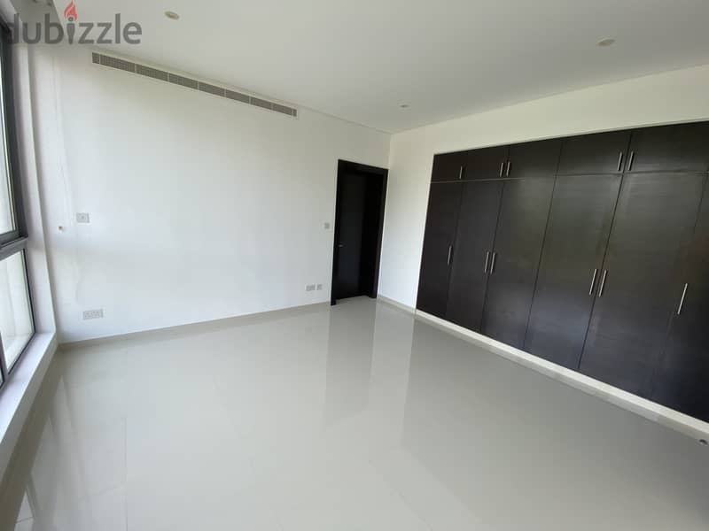 5 Bedroom Villa for Rent in Al Mouj 11