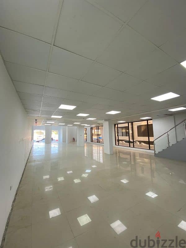 346 SQM Prime Commercial Space for Rent in Al Khuwair – Ideal Showroom 3