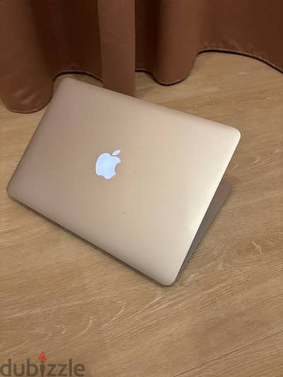 MacBook Pro i7 512 GB 13” Very Good Condition