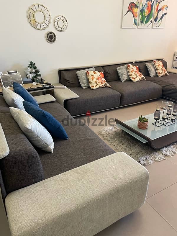 Sofa set with table and mat 1