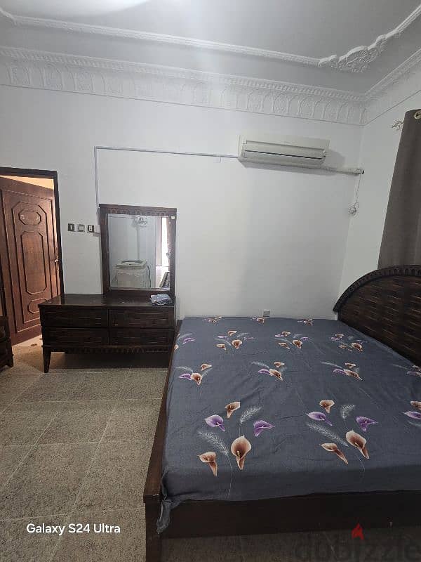 Room, Lounge, Kitchen and Bathroom Apartment, Near Souk alkoud 2