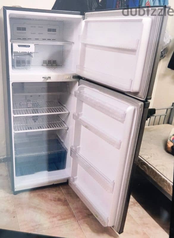 Daewoo fridge for Sale 1