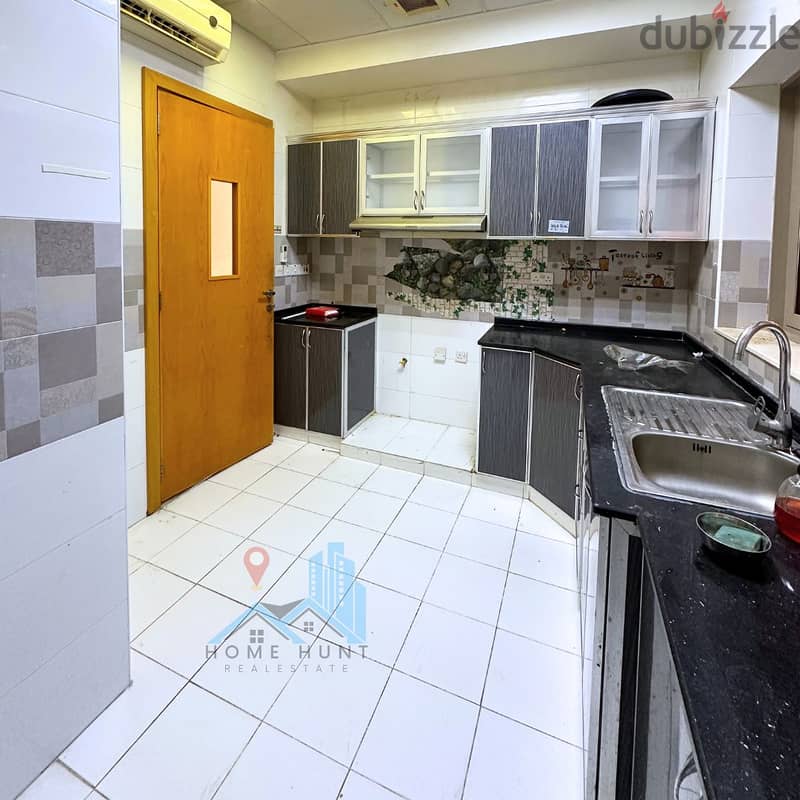 RUWI | WELL MAINTAINED 2 BHK PENTHOUSE APARTMENT FOR RENT 3