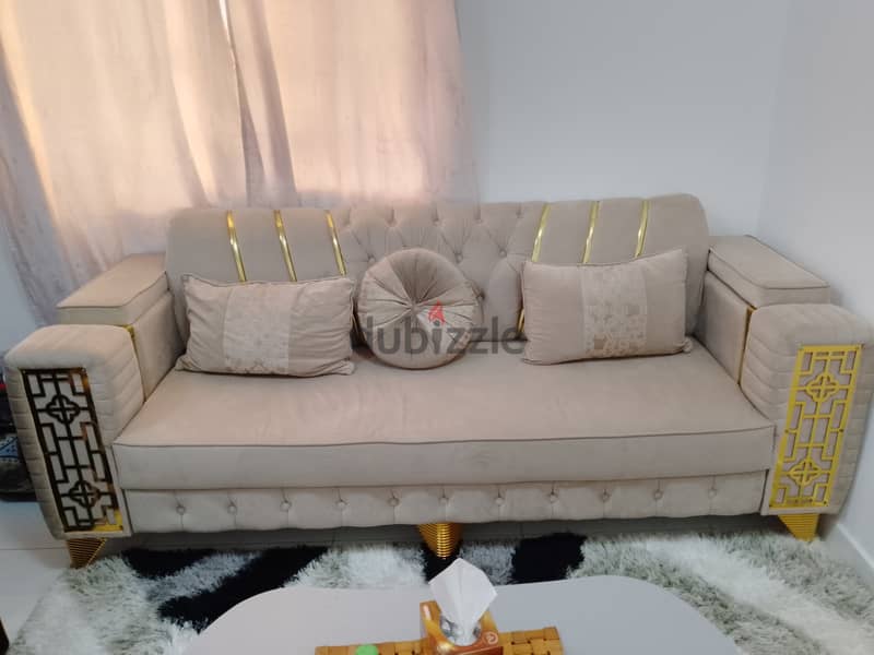 Sofa in good condition 1