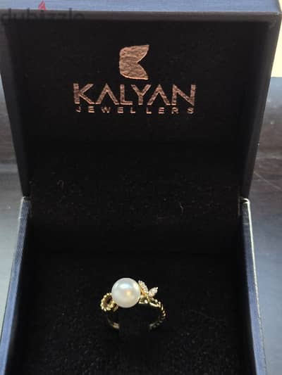 Pearl & Diamond Gold ring from Kalyan Jewellers. Not wear even once.