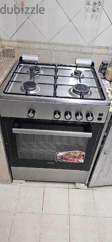 4 Burner Gas oven