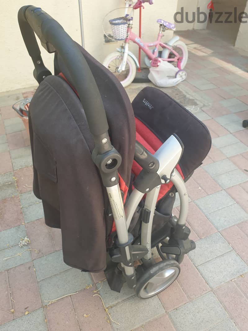 Stroller 0