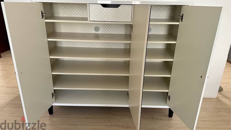 Big shoe cabinet for sale 3