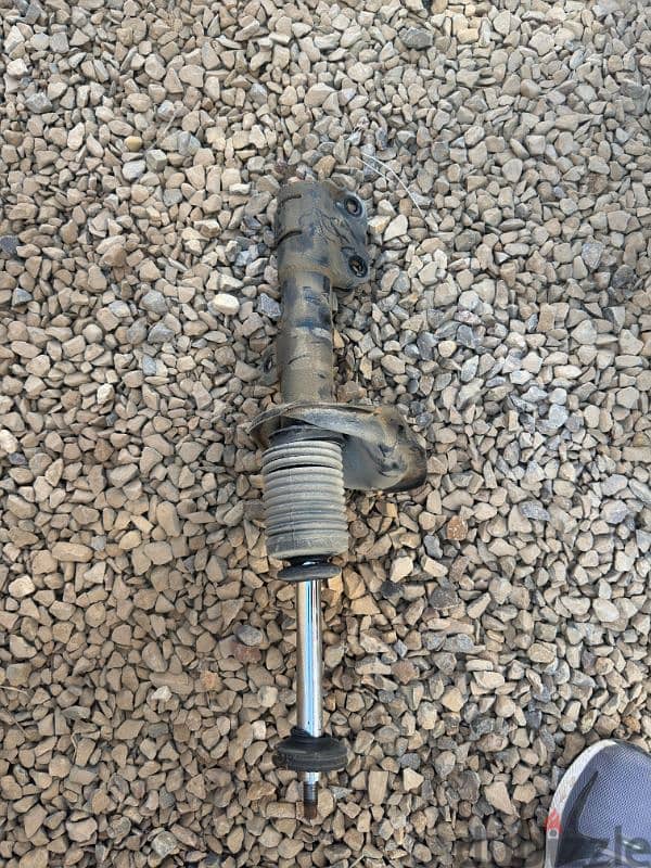 shocks absorber Lancer 2015 2.0 1