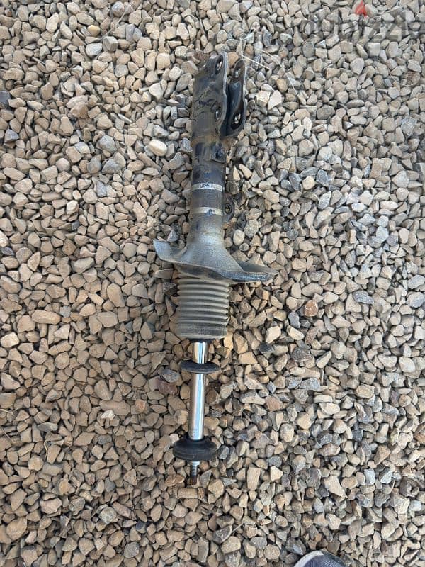 shocks absorber Lancer 2015 2.0 2