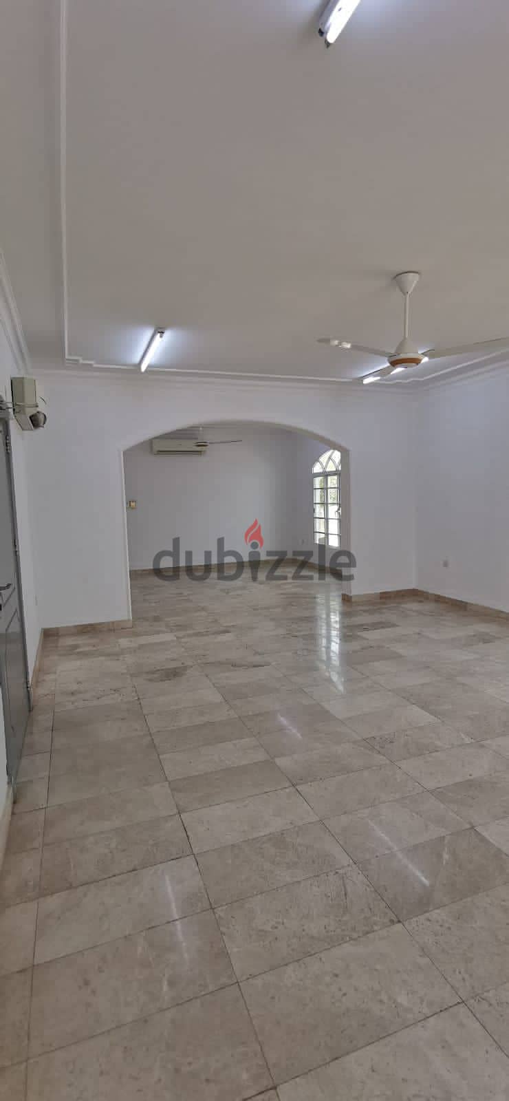 BANNER 21 - 6BHK COMMERCIAl VILLA IN MAWALEH SOUTH 8