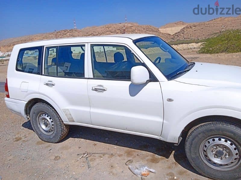 Mitsubishi Pajero 2005 0