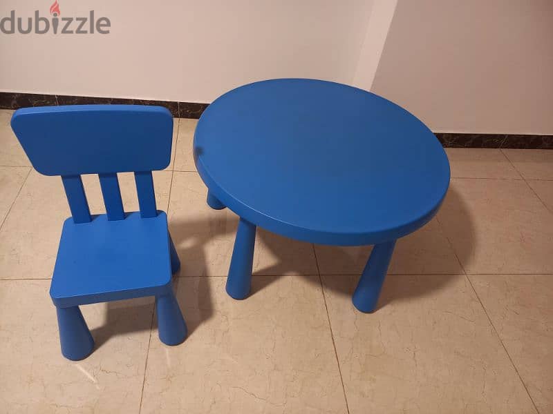 Kids study tables and chairs 1