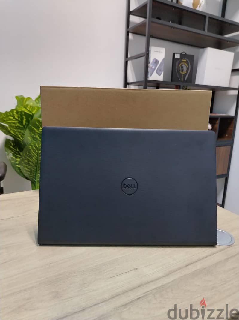 Dell Vostro 3520 Core i5 12th Gen 16GB Ram 512GB SSD - Brand New 3