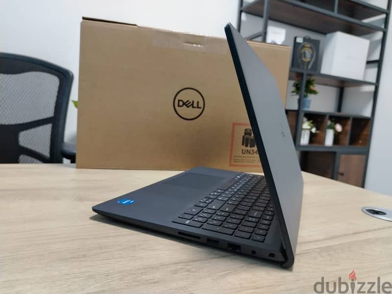 Dell Vostro 3520 Core i5 12th Gen 16GB Ram 512GB SSD - Brand New 5