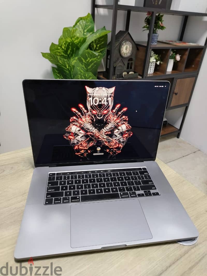 APPLE MACBOOK PRO 2019 CORE I9 64GB RAM 512GB SSD 8GB GRAPHIC CARD 1