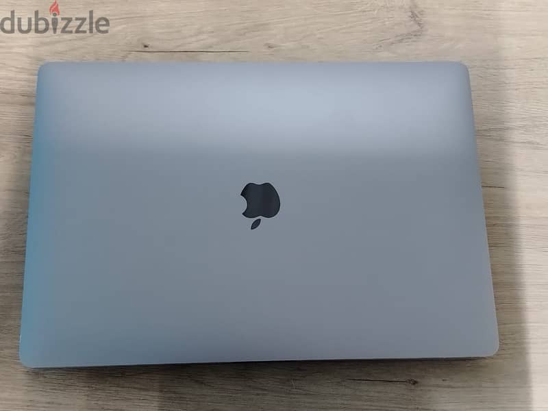 APPLE MACBOOK PRO 2019 CORE I9 64GB RAM 512GB SSD 8GB GRAPHIC CARD 3