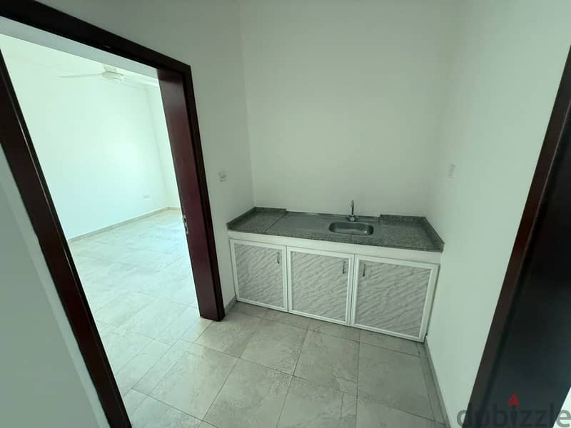 For Rent 4 Bhk +1 Villa In Mona Boucher 3